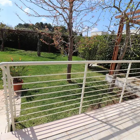 Diletta A 7 Posti Vila Otranto
