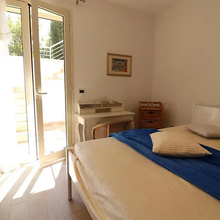 Diletta A 7 Posti * Otranto