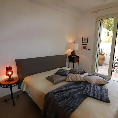 Diletta A 7 Posti Vila *